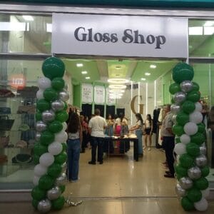 Gloss shop