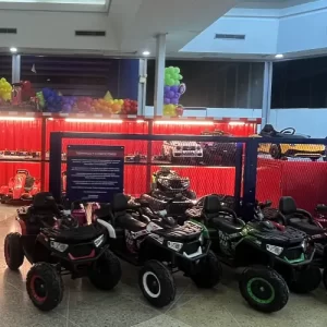 Vista general de Champion Kid Racer. Local de entretenimiento y allquiler de carritos y motos etecticos para niños y jóvenes en Metrosol Maracaibo